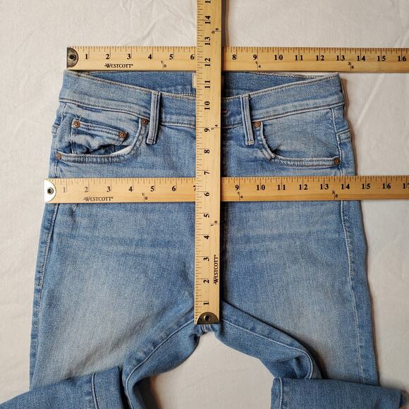 Mother Womens Size 27 The Insider Crop Step Fray Jeans Raw Hem Denim Blue - Picture 2 of 10